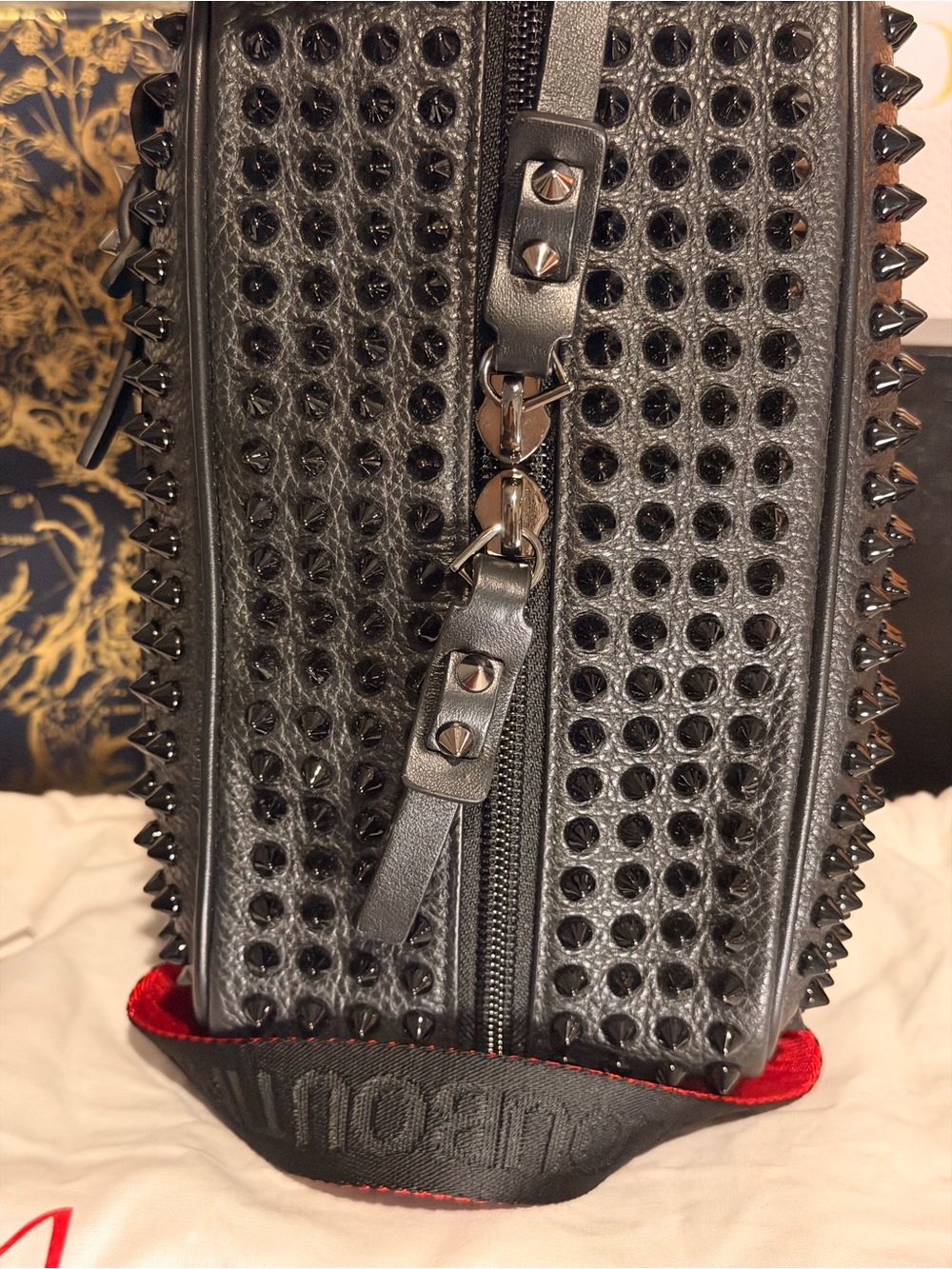 Christian Louboutin Men's Blaster Spiked Leather Travel Toiletry Bag - Picture 4 of 14